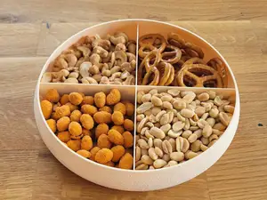 4-Fächer Snackschale / Teller mit Fächern