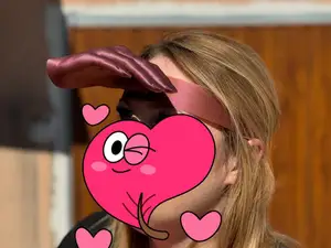 The Lazy Hand Hat - Female Edition
