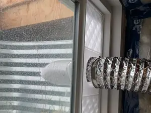 Window Vent Adapter / Filler (4" ducting)