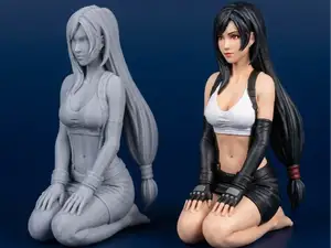 Tifa kneeling