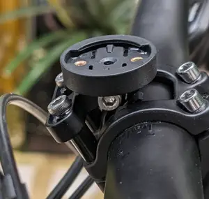 Low profile Garmin Gopro mount