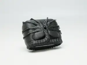 Facehugger Airpods case