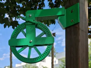 Pulley (snap into place)