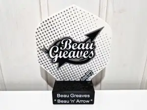 Darthalter/Holder "Beau Greaves - Beau 'n' Arrow”"