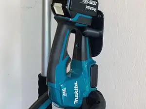 Makita DUH 506 507 606 607 DUM trimmer wall mount