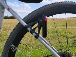 Radar Licht Halter für Sattelstrebe Garmin Bryton