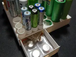 BatteryBox(AA*9 AAA*8 18650*12 21700*10)