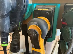 Mirka DEOS sander holder