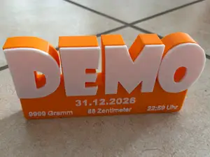 VOLL Personalisierbares 3D-Namensschild + Daten