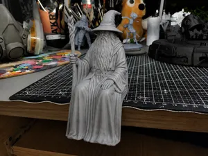 Sitting Gandalf mage Hobbit Edge-Sitter