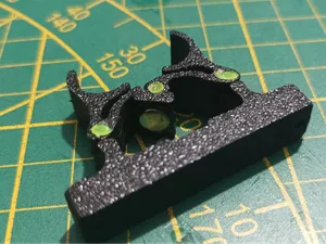 Clip porta oggetti 10 mm con chiusura magnetica