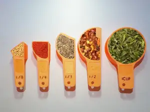 Visual Fraction Measuring Cups - Angled