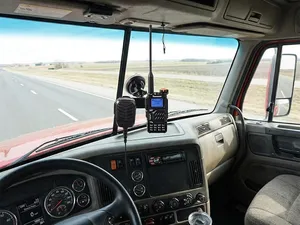 Universal Radio Bracket - Ram B mount dovetail