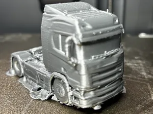 Highly detailed heavy-duty truck model. Scale 1:35