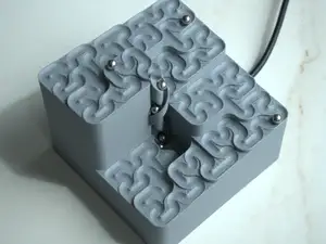 Manual/ Motorized Hilbert Curve Marble run (Moore)