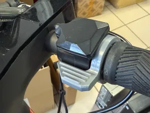 Motus Scooty 10 throttle