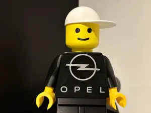 Opel Figur 20cm Brick+man