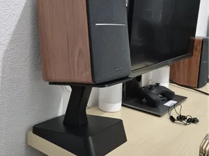 Speakers Stand