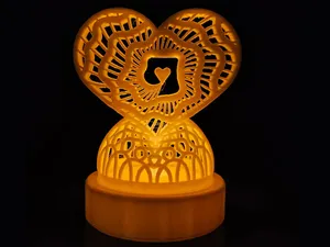 Webbed Heart Tea Light Display