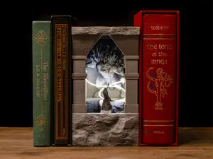 Gandalf vs Balrog Book Nook - Lord of the Rings