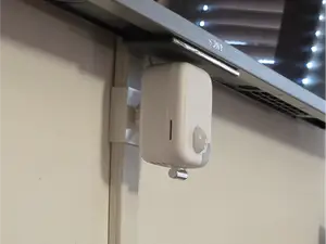 EP One/Pro/Lite Snap-Fit Trunking Mount (30x10)