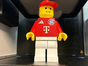 Brickman FC Bayern München Trikot 26/27 20cm Figur