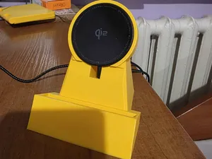 Wireless charging stand for Galaxy S25 Ultra