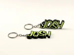 Schöner Schlüsselanhänger mit dem Namen Josh