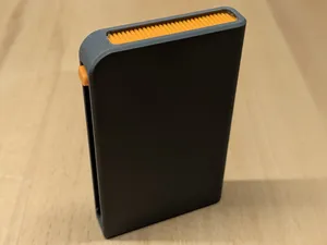 Zigarettenetui mit flexiblem Schiebedeckel