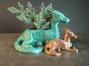 Flowerpot creature