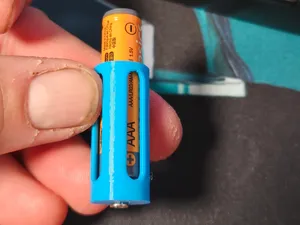 Adaptador pilas AAA a AA LIGERO