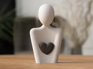 Mother's Day Statue 