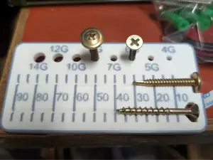 Self tapping screw sizer