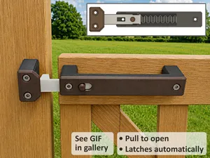 Handle with Spring-Loaded Auto-Latch