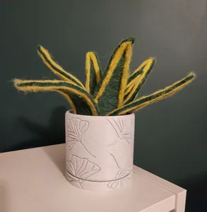 Ginkgo Planter Pot