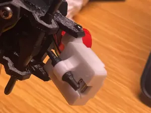 翼飞f4d的bz181gps座带猪尾巴固定