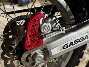 PROTECTOR ABS TRASERO GG 700 / KTM 690 / HUSQY 701