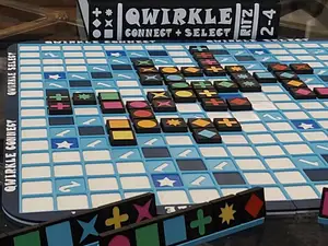 QWIRKLE - Bookcase Edition