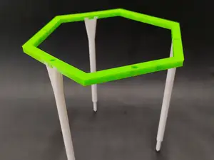 Stapelbare Pflanzenhalterung Hexagonal