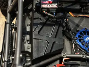 Traxxas Unlimited Desert Racer Battery extension