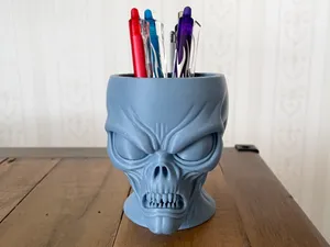 Pen Holder - Evil Alien