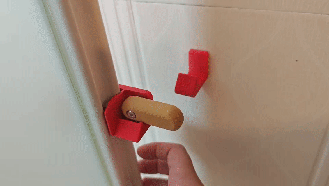Sliding door lock/pin
