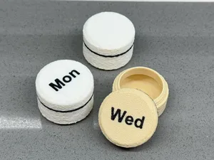 Pill / Tablet Pots with and without day labels