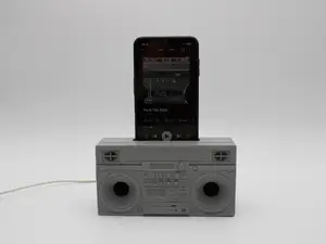 BOOM BOX Mobile Phone Amp & Charging Dock