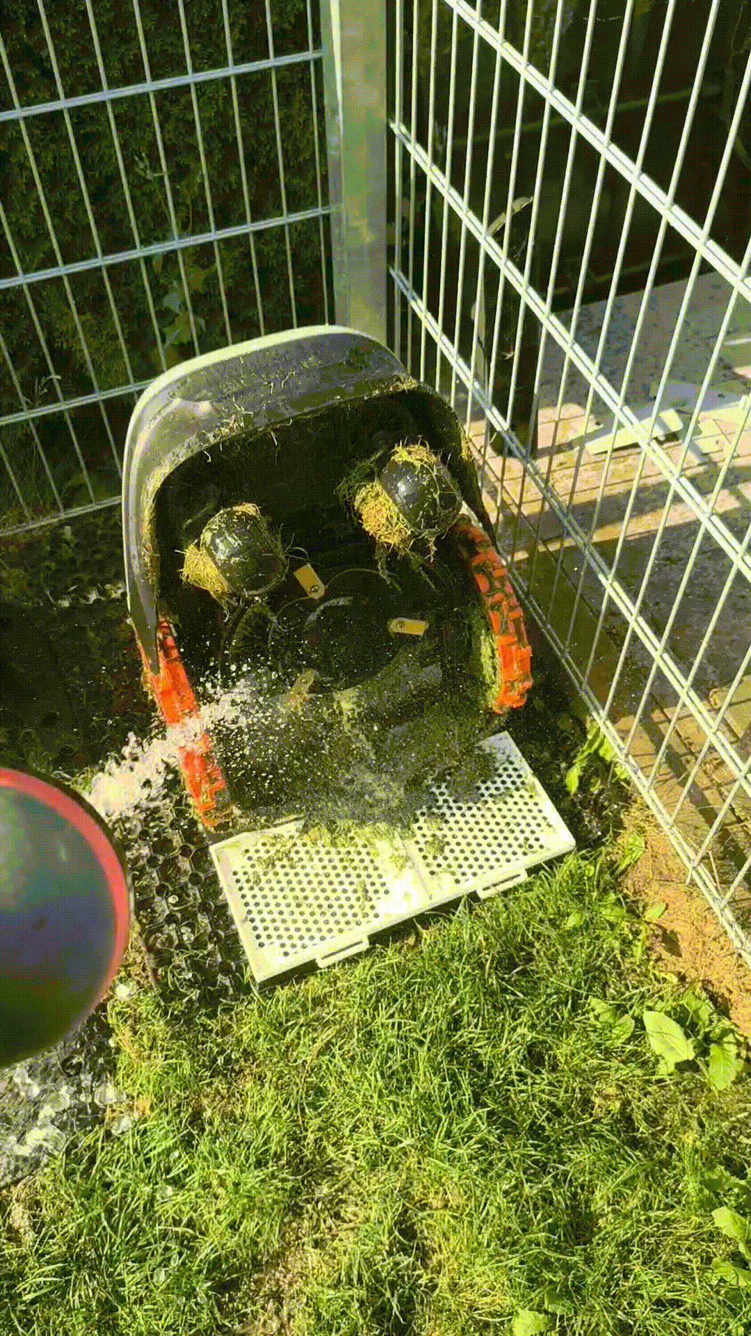 Segway Navimow i105 Upright Wash Box
