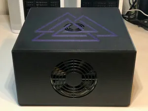 Compact 3U half width 4-bay NAS case