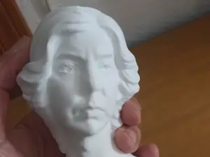 Busto Grazia Deledda