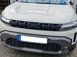 Dacia Duster 3 / Bigster Front Logo Abdeckung