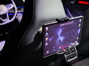 Tablet Adapter für VW Passat B9 R Line - R Sitze