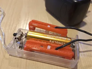 Fake AA Battery (no soldering)